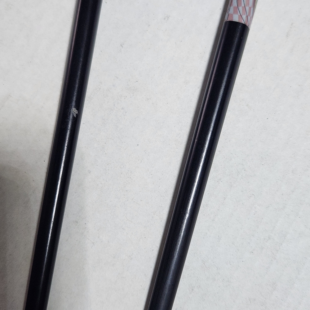 Elegant Purple Chopsticks with Geisha Design - Picture 3 of 4